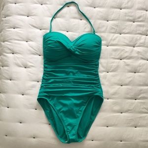 La Blanca bathing suit. New without tags.